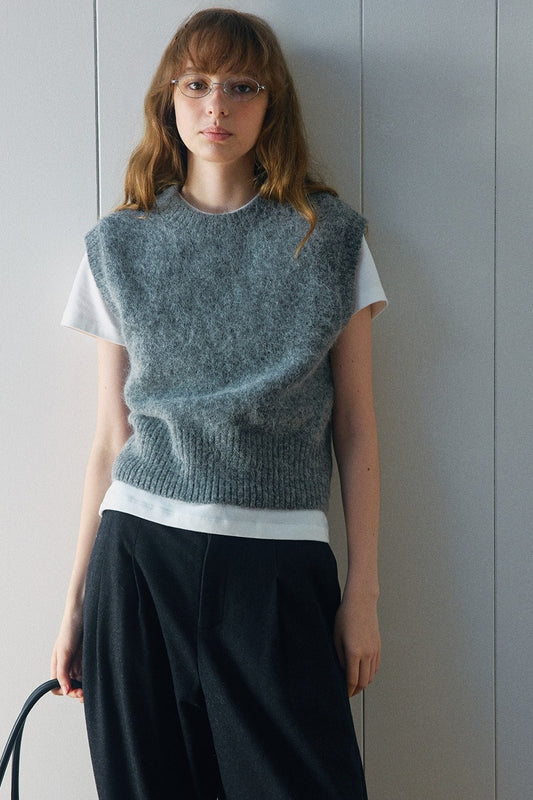 Alpaca blend minimalist cropped vest | 4 color