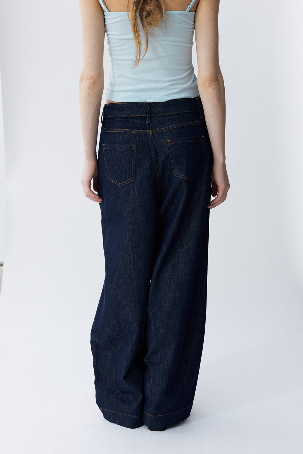 Cotton blend soft and drape banana jeans | 2 color