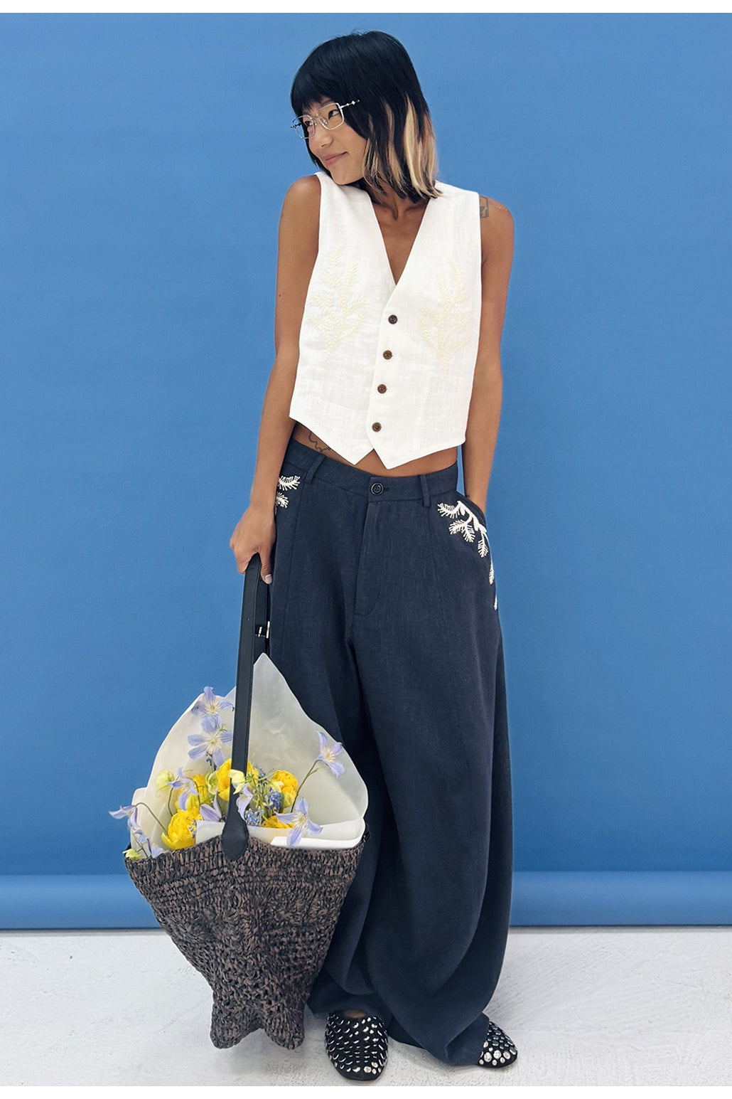 Tencel-ramie embroidery cocoon shape pants | 3 color