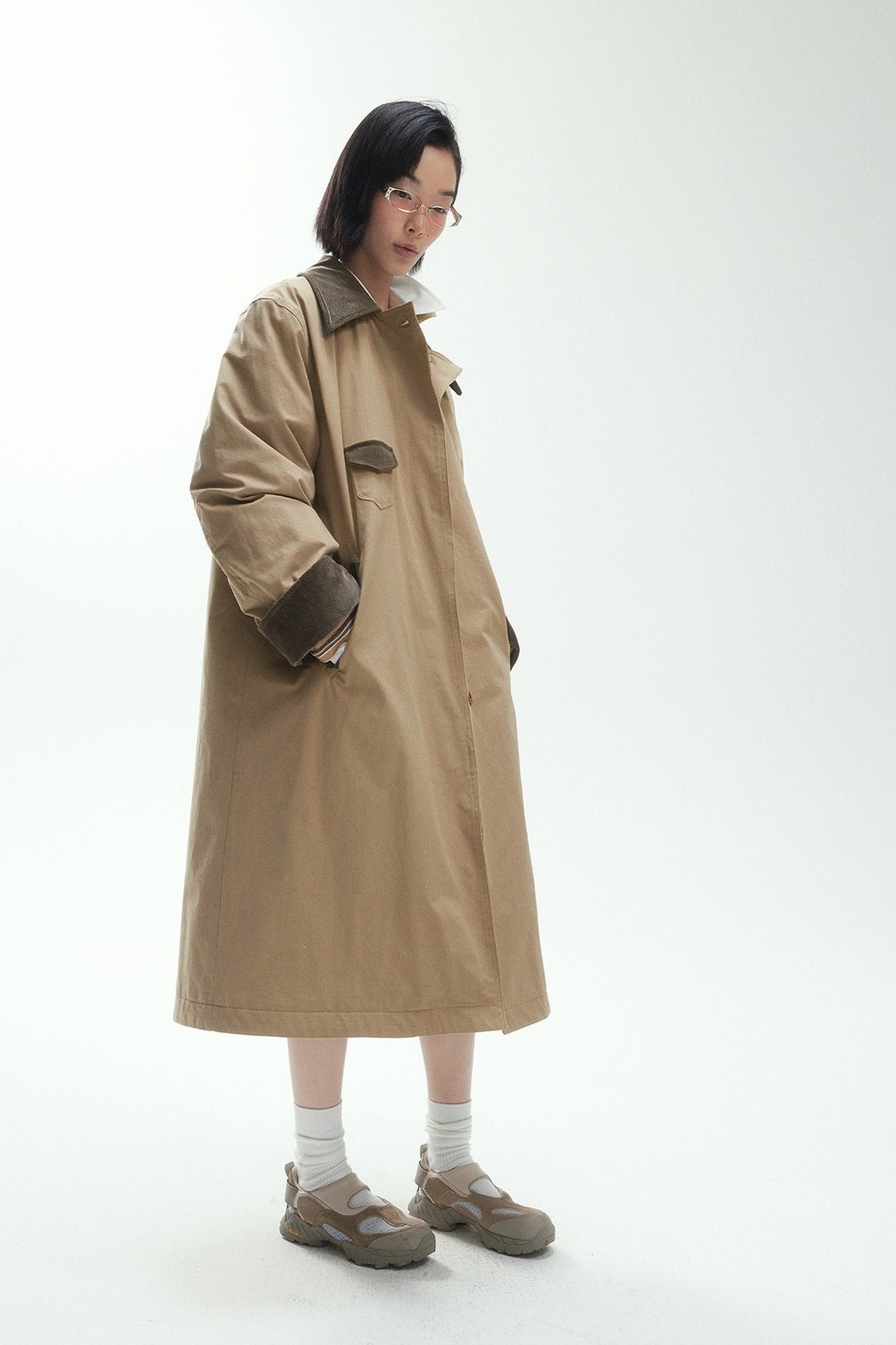 Cotton corduroy color-blocked long padded trench coat | 2 color