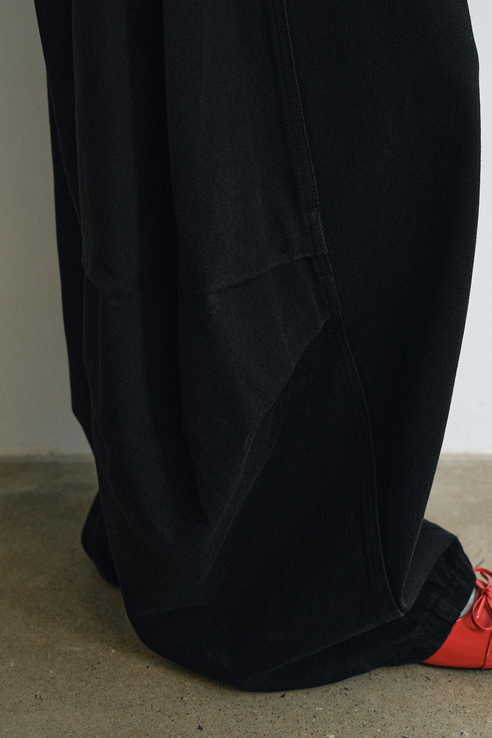 Cotton blend super-stylish oversized jeans