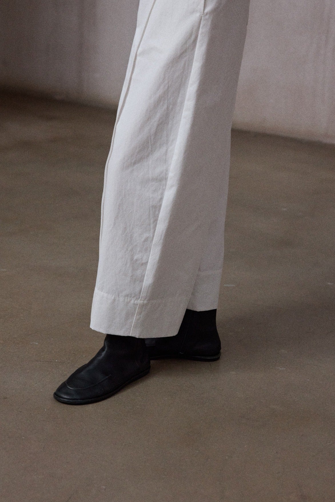Cotton blend wide-leg slight curved pants | 4 color