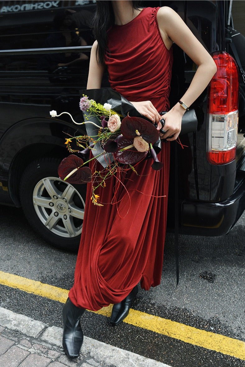 Asymmetric pleated drape tank dress | 3 color