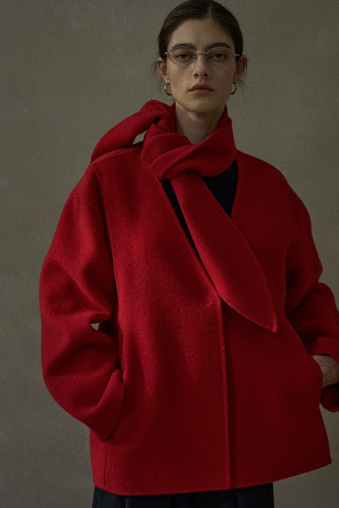 100% wool silhouetted V neck jacket with a scarf | 5 color