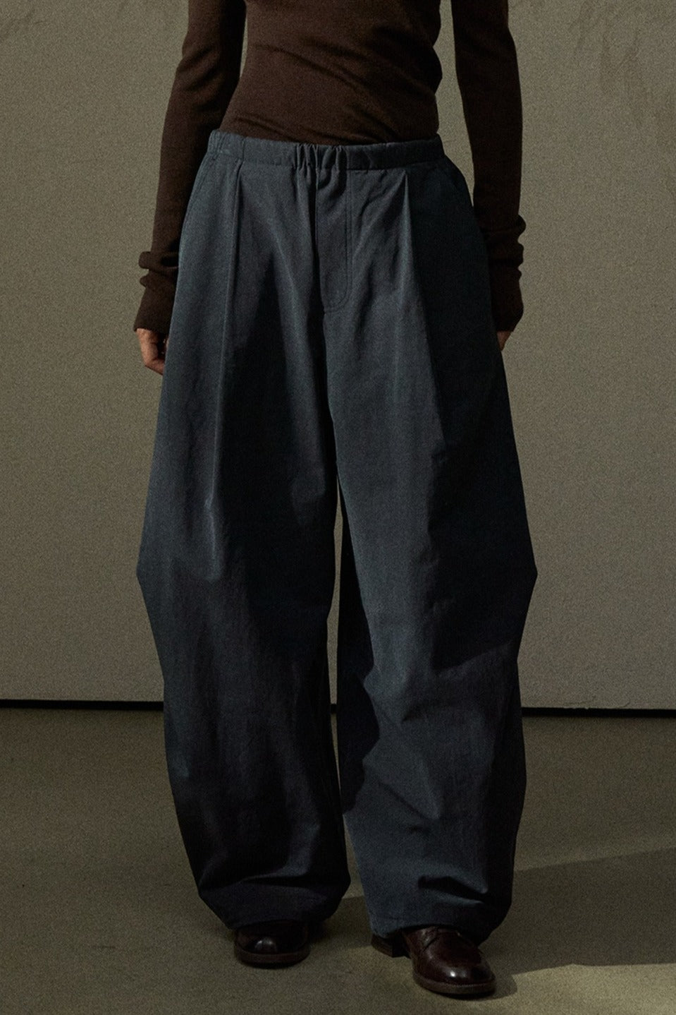 Cotton blend matte finish wide-leg casual pants