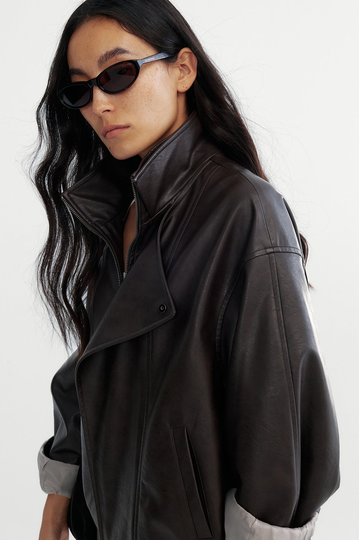 PU blend sleek panel retro style jacket | 2 color
