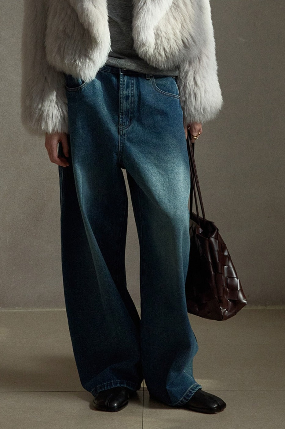 Cotton blend scimitar shape jeans | 2 color