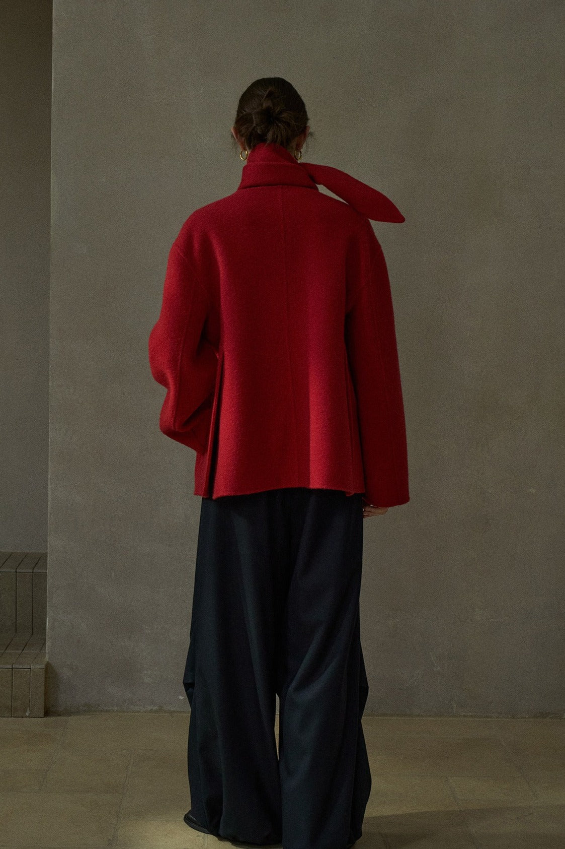 100% wool silhouetted V neck jacket with a scarf | 5 color