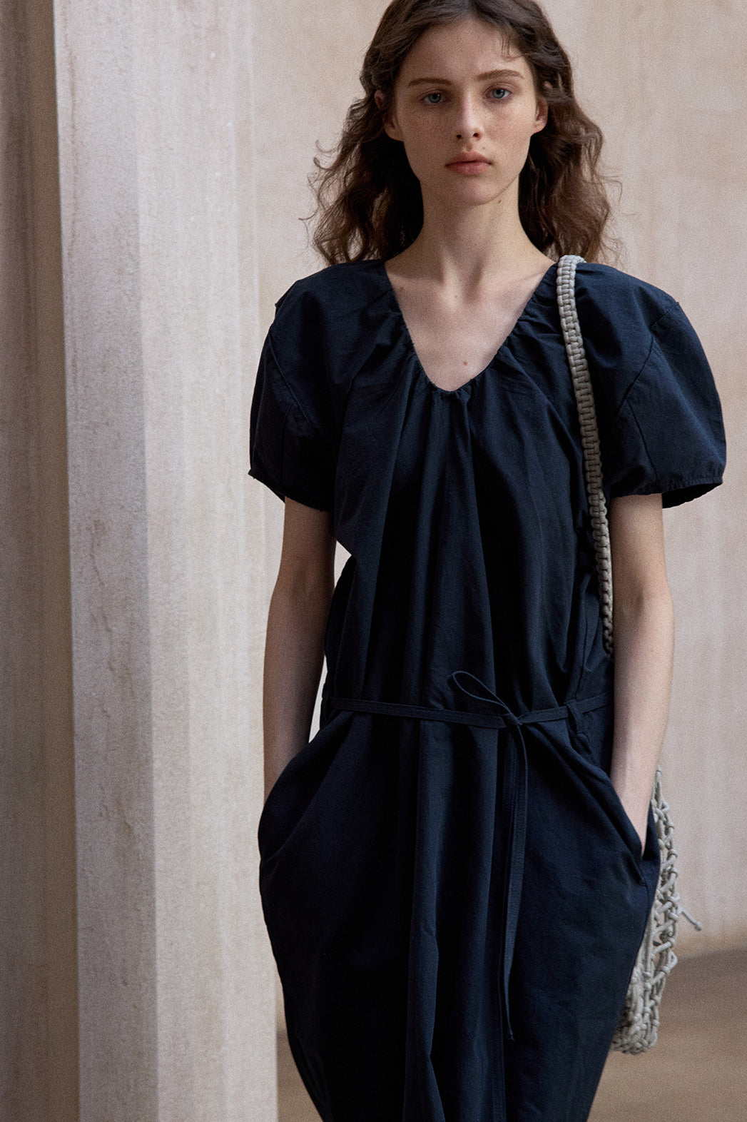 Cotton blend bubble-sleeved cocoon V-neck dress | 2 color