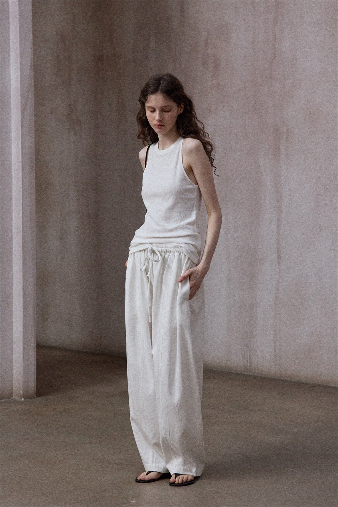Cotton blend cocoon shape lace waist loose pants | 5 color