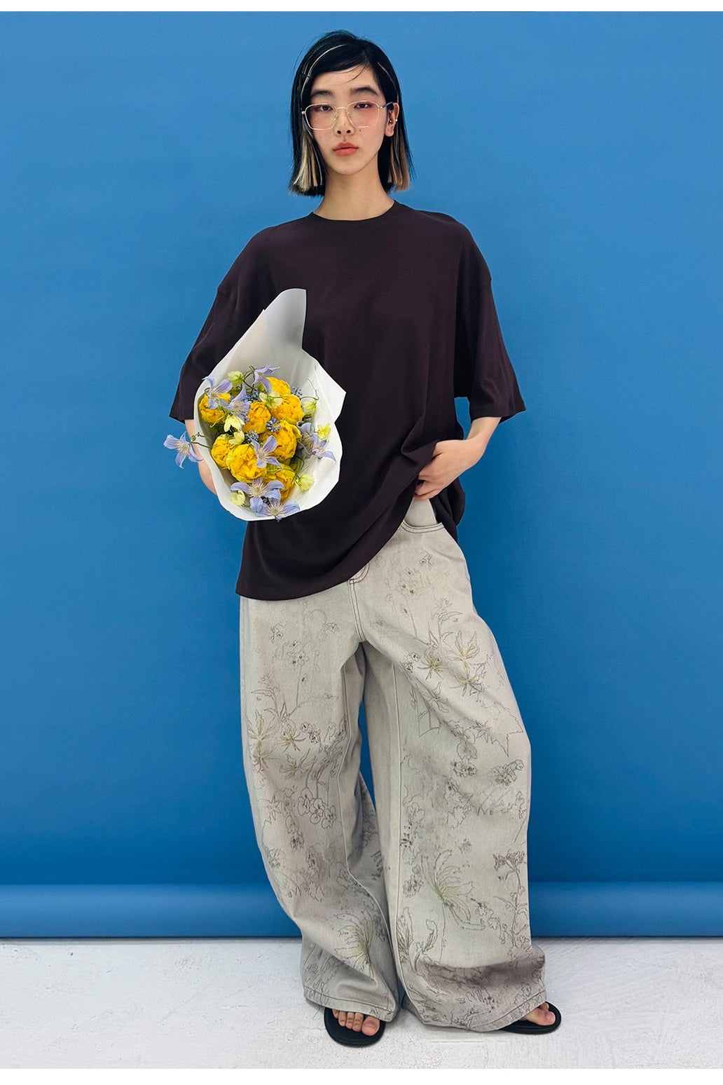100% cotton wide-leg print jeans